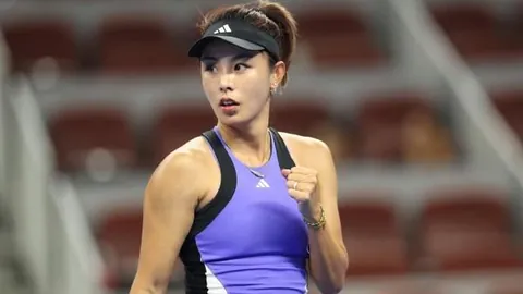 粤辽沪巅峰对决，总决赛近在咫尺！全体力挺，杜锋教练指挥若定！